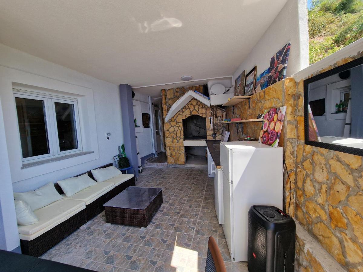 Big Panorama Villa, For 21 Person In Omis Celina Exterior photo